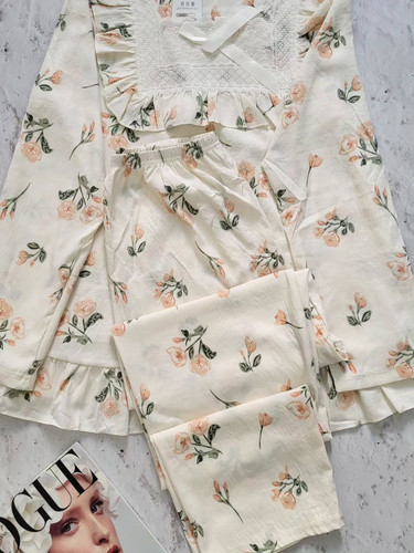 ست بلوز شلوار زنانه استین بلند یقه خشتی جنس نخ موسلین سایز L,XL