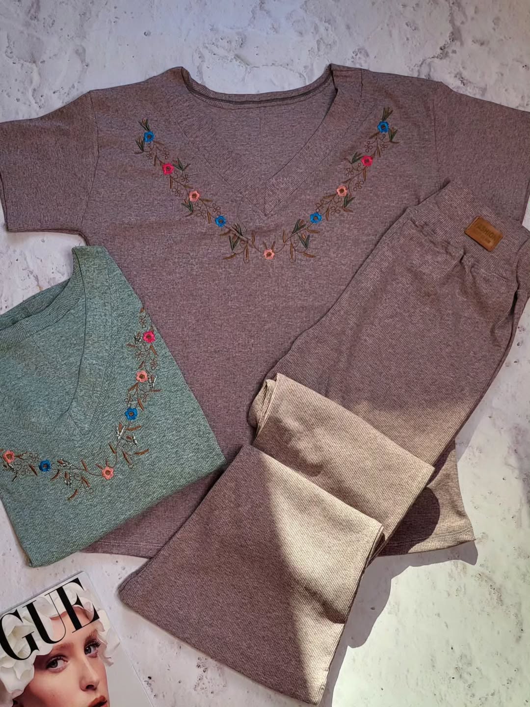 ست تیشرت شلوار گلدوزی